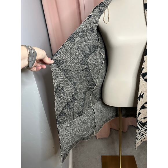 Frye Aztec Cozy Open Cardigan Patch Pockets Recycled Luxe Sz Large READ - Picture 6 of 11